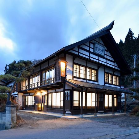 宿屋白金家 Yadoya-Shiroganeya 1日1組限定2名から8名様まで 全館貸切り 伝統的建造物の旅籠宿 Traditional Culture Experience Nagano Zewnętrze zdjęcie