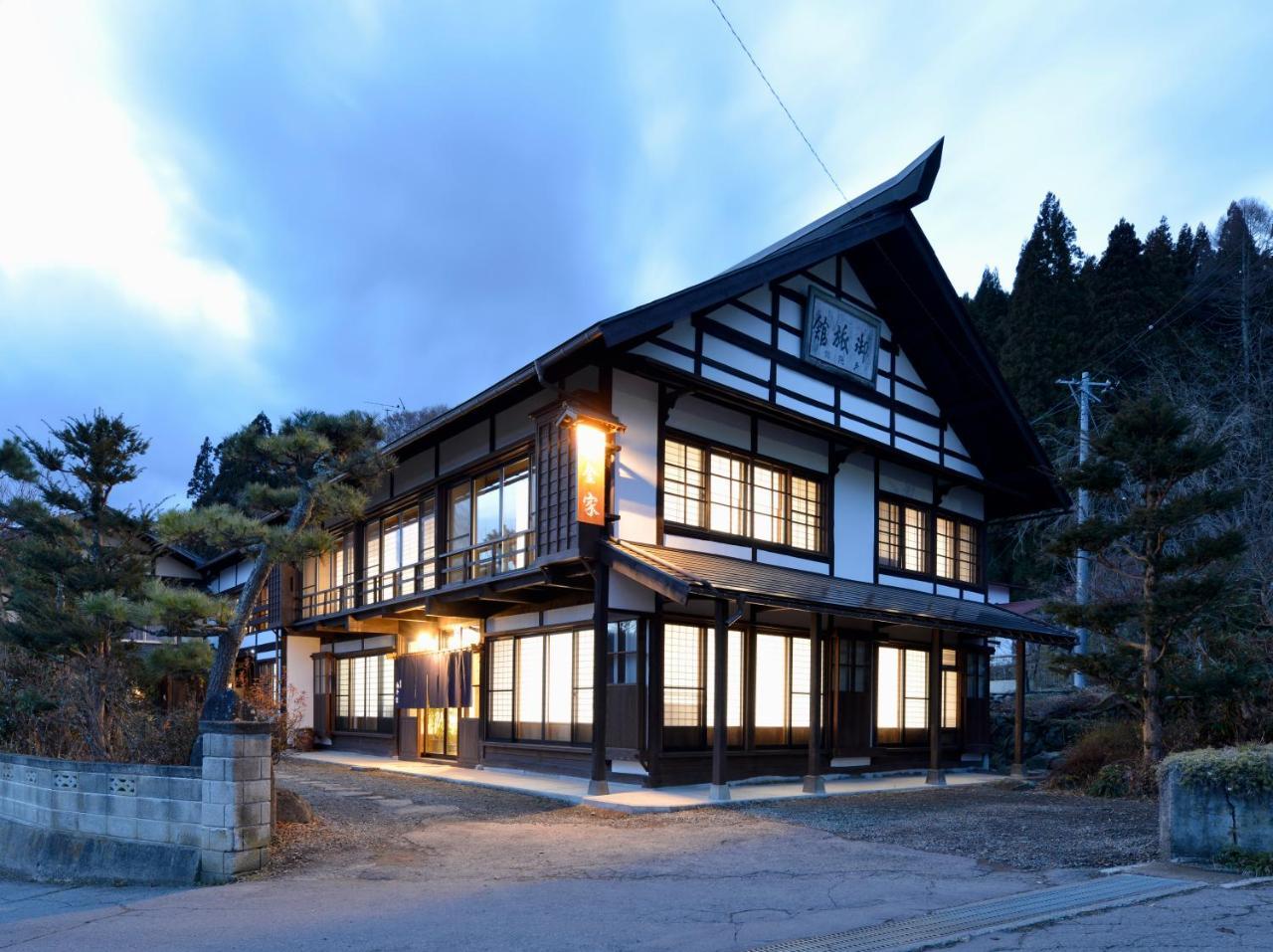 宿屋白金家 Yadoya-Shiroganeya 1日1組限定2名から8名様まで 全館貸切り 伝統的建造物の旅籠宿 Traditional Culture Experience Nagano Zewnętrze zdjęcie